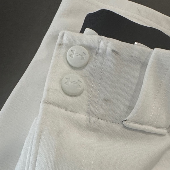 Two pairs of Under Armour medium adult White Performance baseball Pants - Picture 4 of 6